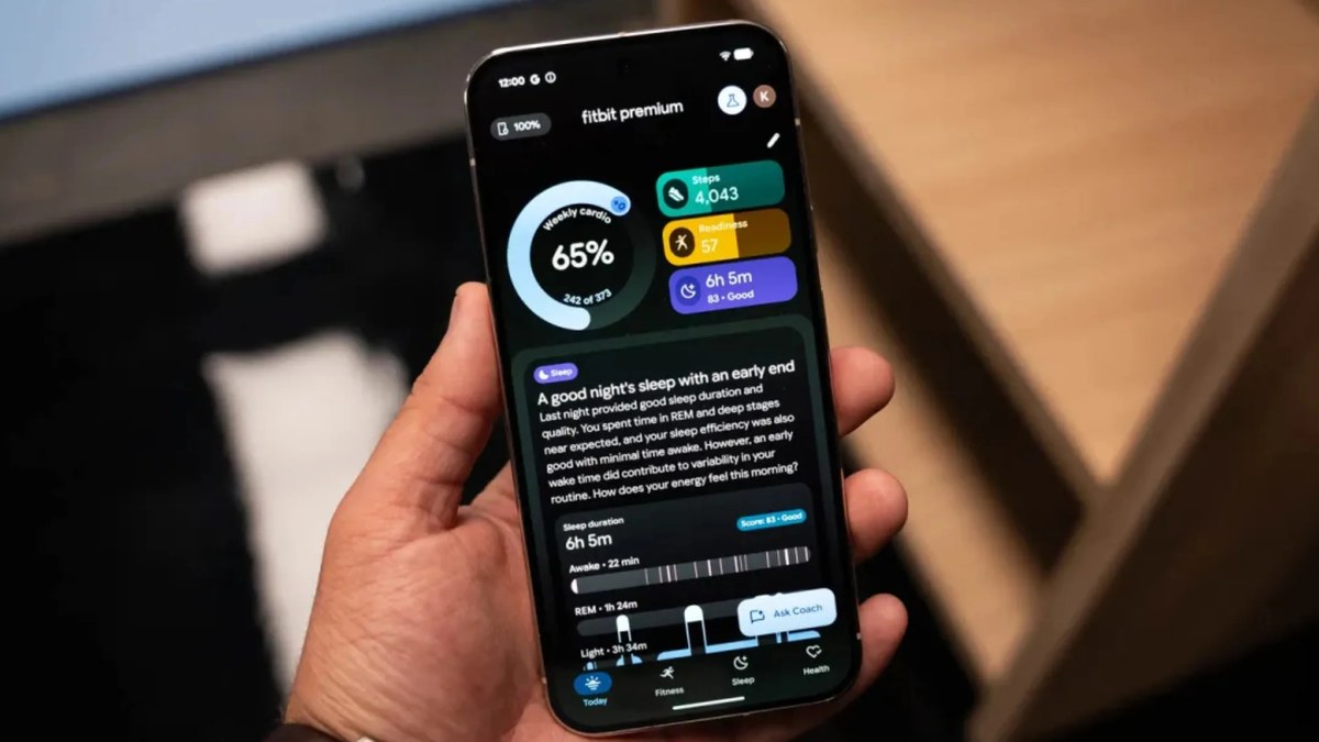 Fitbit Premium ganha redesign com coach de saúde movido por IA