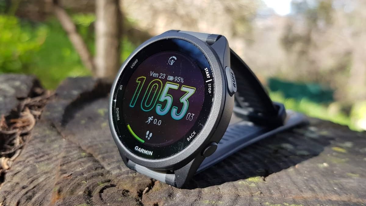 Garmin Forerunner 165