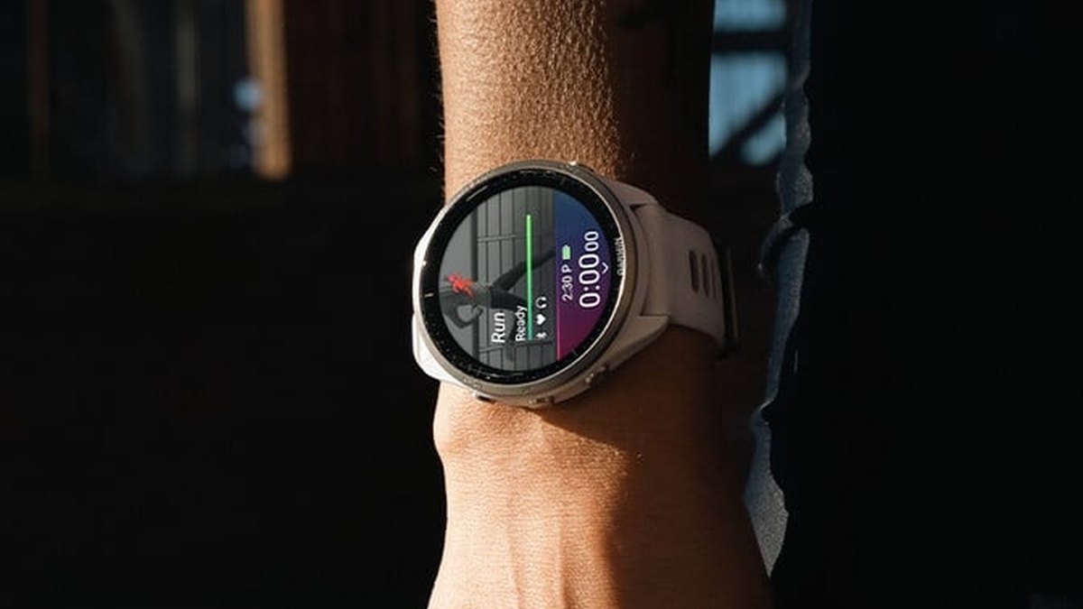 Garmin Forerunner 975 LTE: rumores apontam o flagship de corrida com conectividade celular
