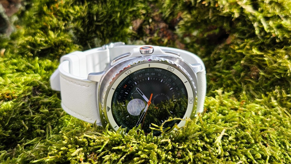 Samsung pode não lançar Galaxy Watch Classic na linha 2026, diz rumor